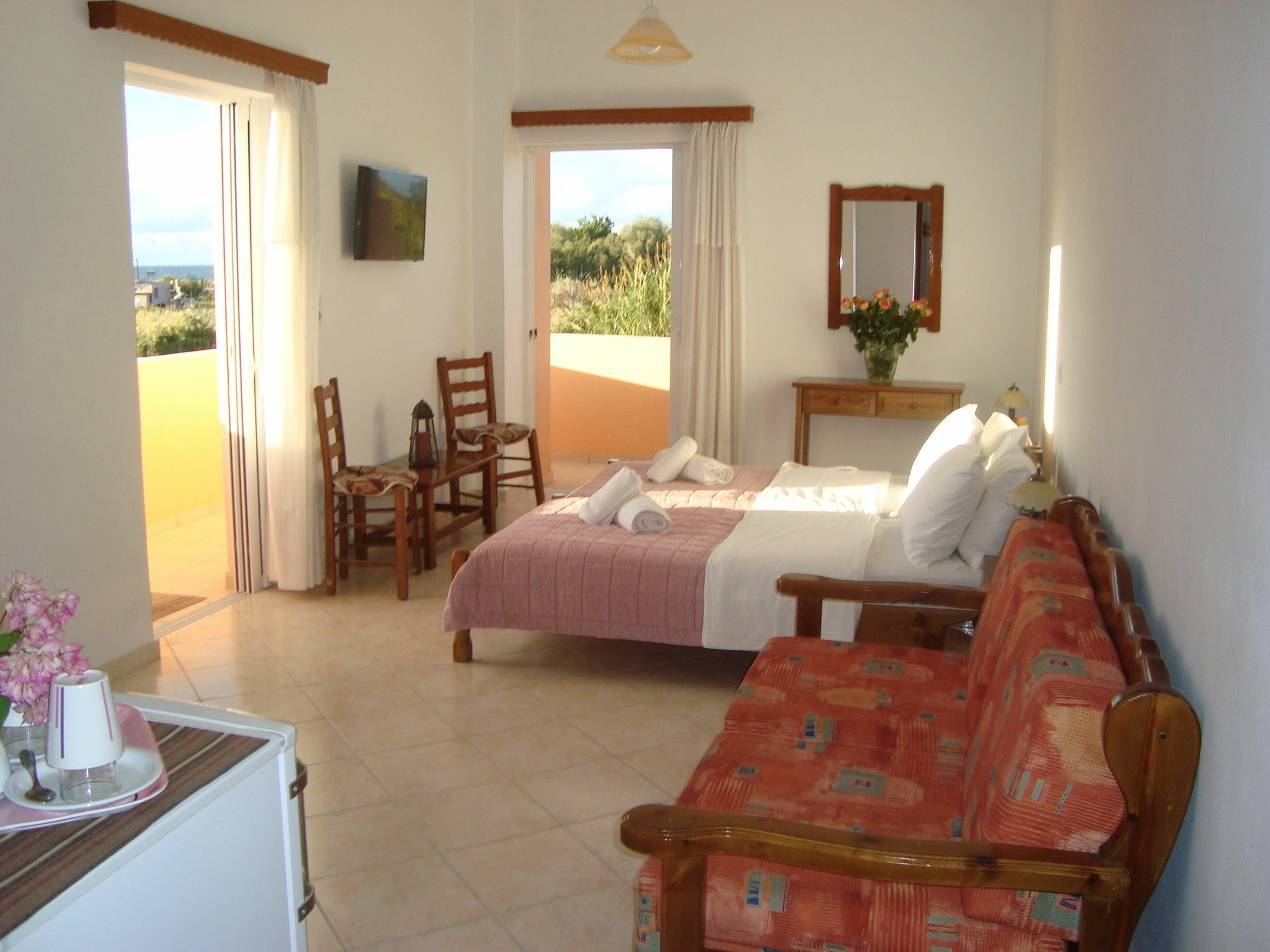 Athina 2* Rethymno
